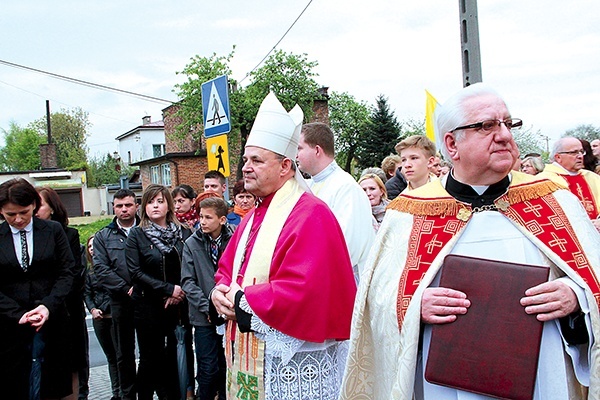  Powitanie obrazu i relikwii w Tarnowie-Krzyżu 