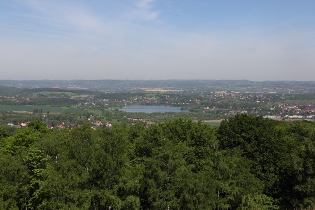 Flaga nad kopcem Piłsudskiego