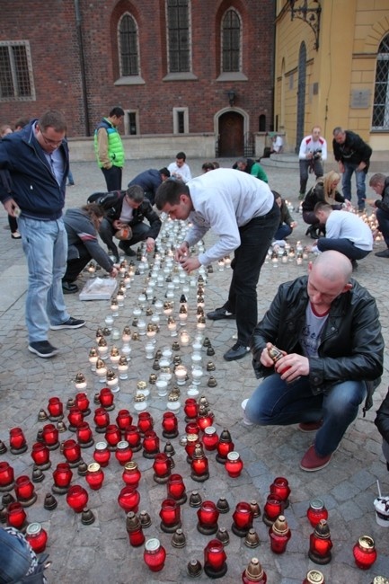 114 urodziny - nie było tortu, ale ponad 600 świeczek