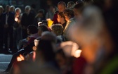 Lourdes, procesja różańcowa