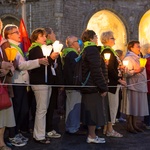 Lourdes, procesja różańcowa