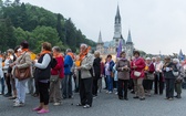 Lourdes, procesja różańcowa