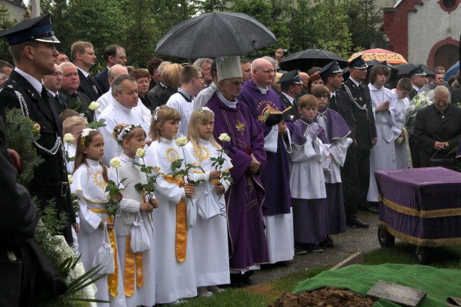 Uroczystości pogrzebowe śp. ks. Antoniego Strzedulli