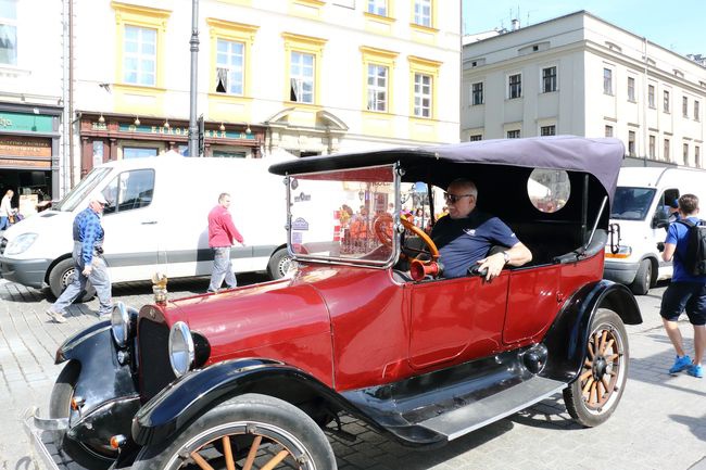 Zabytkowy samochód Dodge Brothers Touring 35