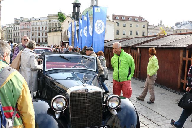 Parada zabytkowych pojazdów - Noc Muzeów - 2015