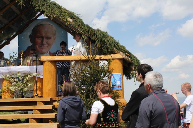 VII Rajd "Szlakami św. Jana Pawła"  na Bendoszkę - cz. 2