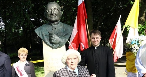 Biskup wygląda jak żywy
