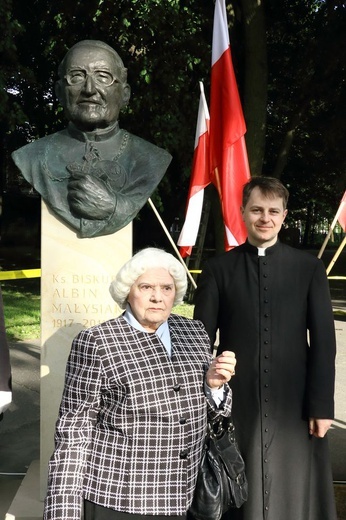 Odsłonięcia pomnika bp. Albina Małysiaka