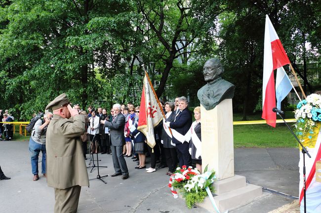 Odsłonięcia pomnika bp. Albina Małysiaka