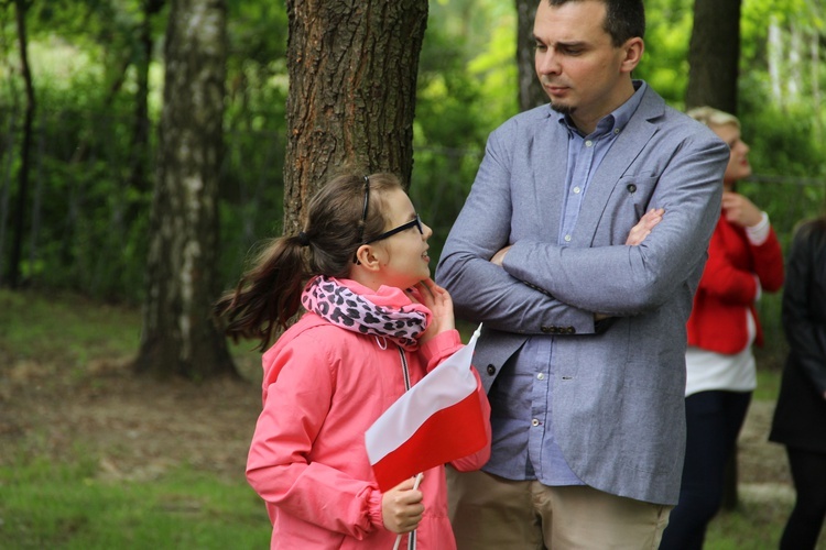 Poświęcenie cmentarza w Tuszymie