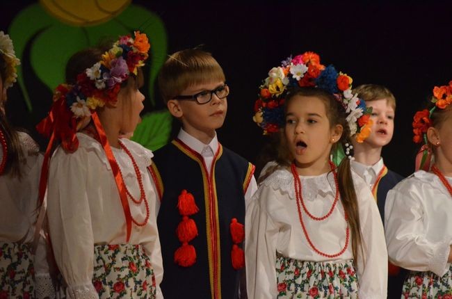 Rysowały i śpiewały dla papieża 