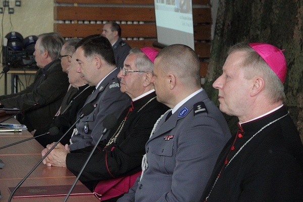 Sympozjum naukowo-pastoralne