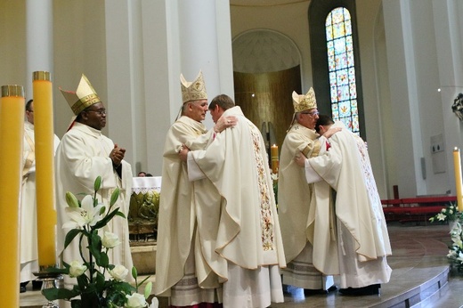 Nowi kapłani 