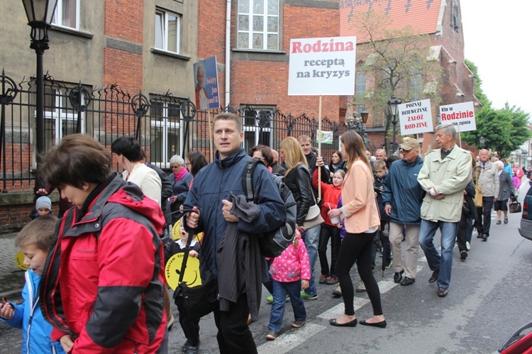 IV Marsz dla Życia i Rodziny na ulicach Oświęcimia - cz. 1