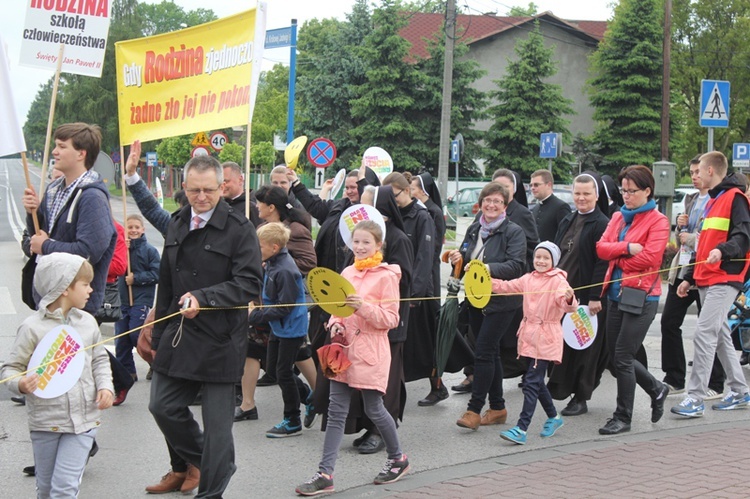 IV Marsz dla Życia i Rodziny na ulicach Oświęcimia - cz. 1