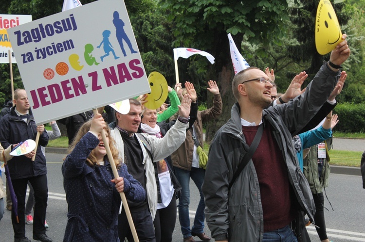 IV Marsz dla Życia i Rodziny na ulicach Oświęcimia - cz. 2