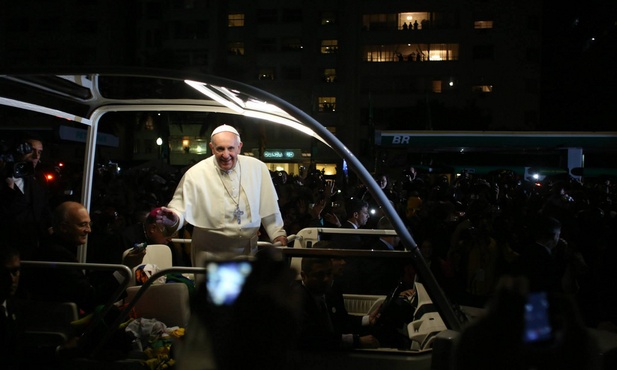 Papież: Nie oglądam telewizji, bo tak obiecałem