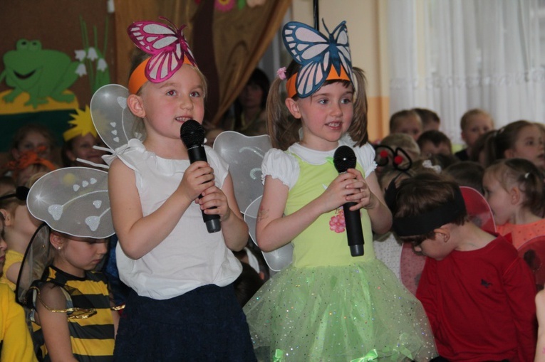 Święto rodziców w przedszkolu "Pod Tęczą"