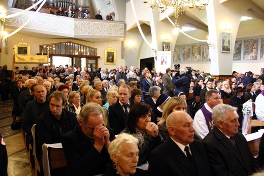 Pogrzeb ks. Henryka Surmy