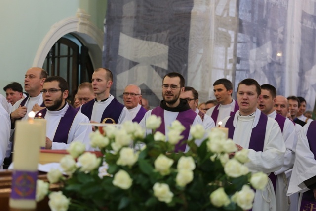 Ostatnie pożegnanie ks. Piotra Kocura w Cieszynie