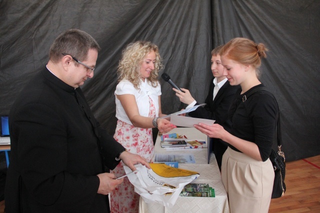 Konkurs papieski w Sulechowie