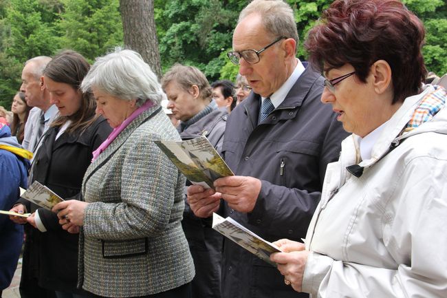 Na Górze Chełmskiej odbyło się spotkanie Apostolatu Pielgrzymującej Matki Bożej