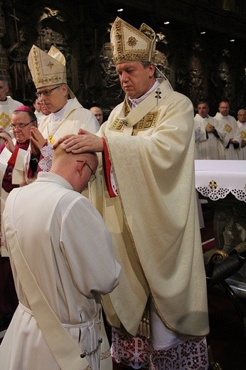 Święcenia prezbiteratu. Służyć jak Jan Paweł II