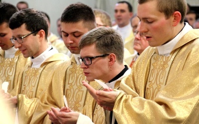 Służcie Słowu i Eucharystii