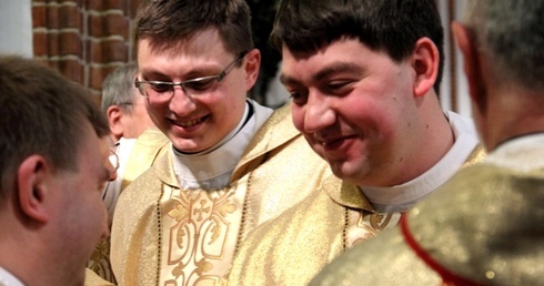 Do jakich parafii pójdą nowi księża?