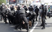 "Marsz równości" i manifestacja narodowców