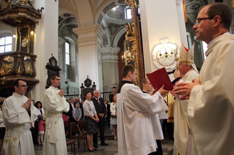 Święcenia kapłańskie w Łowiczu