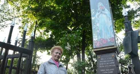 Maryja, co we śnie o kapliczkę się troszczy