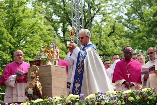 Męska pielgrzymka do Matki Bożej Piekarskiej