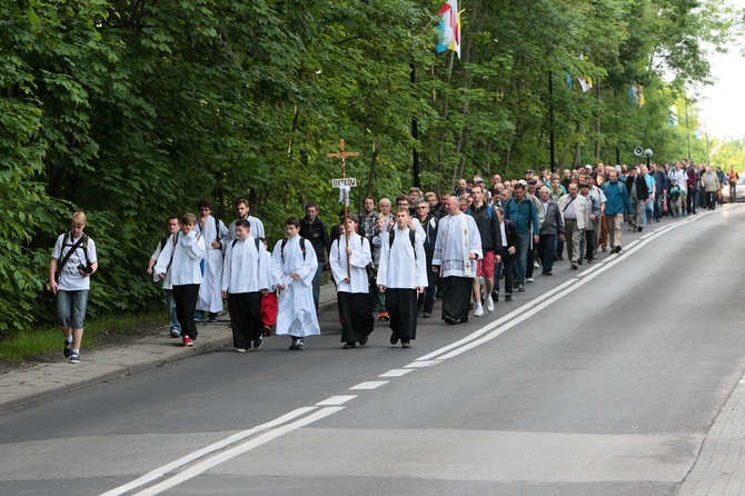 Męska pielgrzymka do MB Piekarskiej - cz. 3