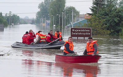 Powódź dotknęła tysiące ludzi w okolicach Sandomierza