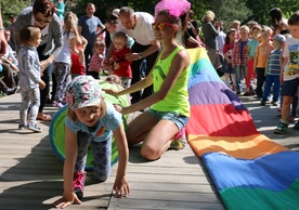 Dzieci chętnie uczestniczyły w grach i zabawach