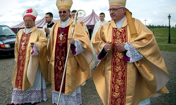 Nad tym, jak ewangelizować środowiska wiejskie, zastanawiali się razem z uczestnikami kongresu m.in. prymas Polski abp Wojciech Polak, bp Grzegorz Ryś  i bp Edward Dajczak