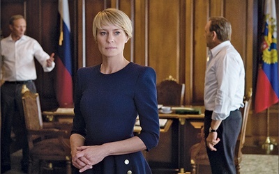 W serialu „House of cards” problem gejowski stał się wątkiem pierwszoplanowym i nabrał wagi państwowej, kiedy żona prezydenta (na zdjęciu) – zabiega o uwolnienie Amerykanina, który w Moskwie walczy o prawa gejów 