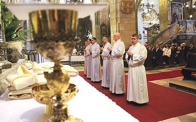  Abp J. Kupny przywołał postać św. Jana Pawła II jako wzór dla nowych kapłanów