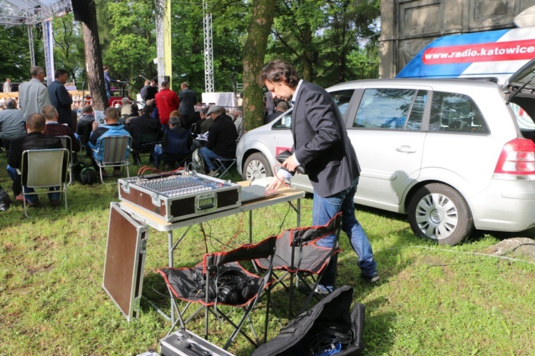 "Gość" i Radio eM w Piekarach