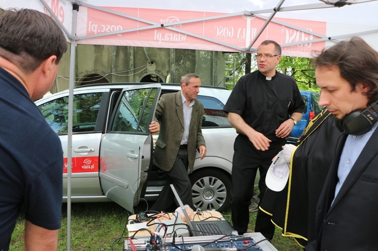 "Gość" i Radio eM w Piekarach