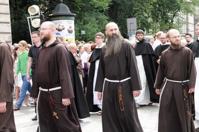 Boże Ciało w Krakowie - procesja z Wawelu na Rynek Główny - cz. 1