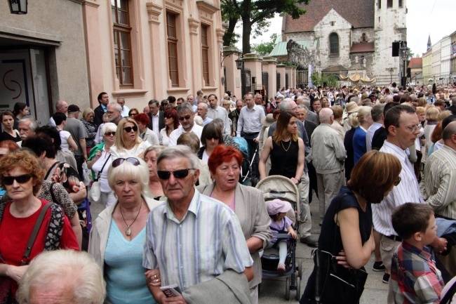 Boże Ciało w Krakowie - procesja z Wawelu na Rynek Główny - cz. 1