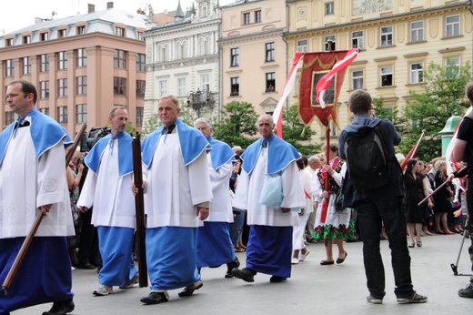 Boże Ciało w Krakowie - procesja z Wawelu na Rynek Główny - cz. 2