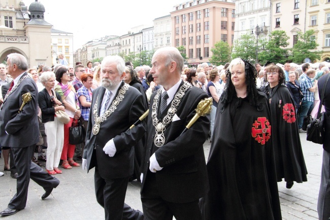 Boże Ciało w Krakowie - procesja z Wawelu na Rynek Główny - cz. 2