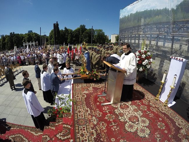 Tłumy szły za Chrystusem