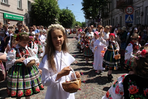 Procesja Bożego Ciała w Łowiczu, cz. I