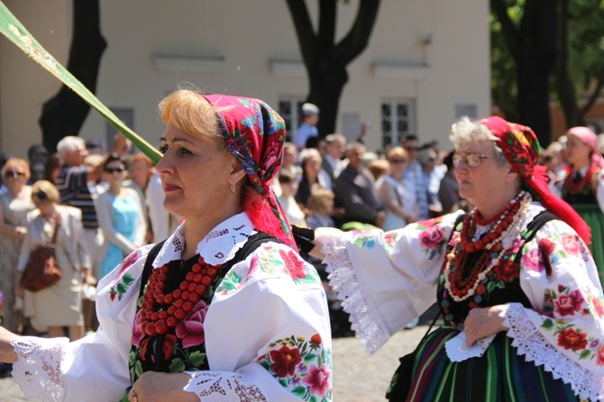 Procesja Bożego Ciała w Łowiczu, cz. I