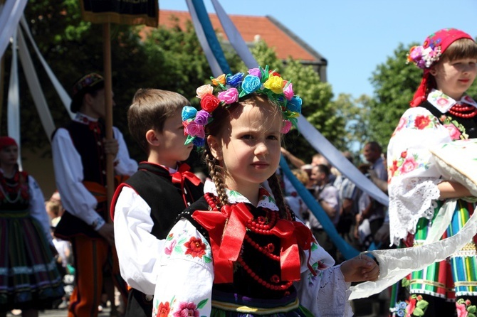 Procesja Bożego Ciała w Łowiczu, cz. II