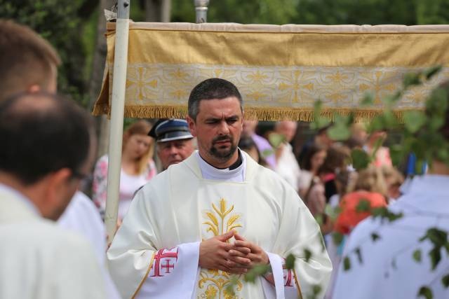 Boże Ciało - Czechowice-Dziedzice - NMP Królowej Polski